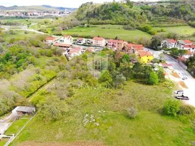 Baugrundstück 5.021 m², Labin - Mehrfamiliennutzung