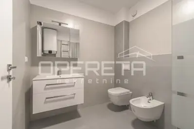 Stan 55,57 m², Rovinj - miran dio i terasa - 6