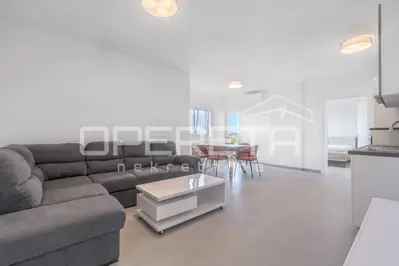 Stan 55,57 m², Rovinj - miran dio i terasa - 3
