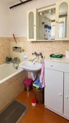 House 88 m², Remete - quiet location and greenery - 7