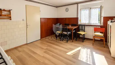 House 88 m², Remete - quiet location and greenery - 2