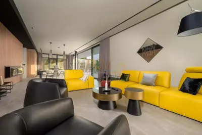 Vila 300 m², Grožnjan - bazen i panoramski pogled - 16