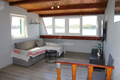 Dvojna kuća 100 m², Dolac Šibenik, blizu plaže Banj - 8