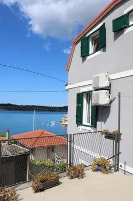 Dvojna kuća 100 m², Dolac Šibenik, blizu plaže Banj - 17