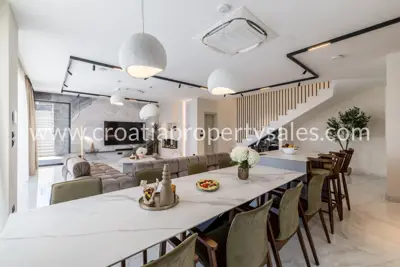 House, Omiš, 250 m², 1 350 000 € - 6