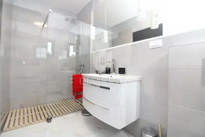 Haus 187 m², Labin Umgebung - beheizter Pool und Terrasse - 17