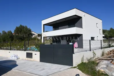 Haus zum Kauf in Kaštel, 149 m² - 2
