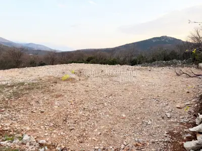 Građevinsko zemljište 648 m², Ledenice - 7 km od centra