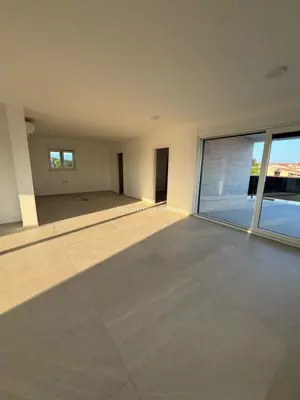 Apartman 151 m², Privlaka - 150 m od mora i pogled na more - 2
