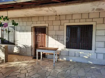 Kastel Luksic, detached house and approx. 3.000 m² of land - 4