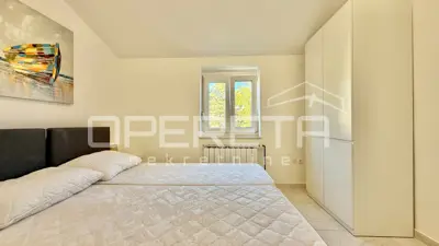 Novalja – trosobni apartman 85 m², 500 m od mora - 10