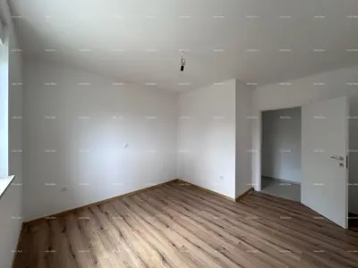 Stan u Puli, Centar, 205 m² vrt i terasa - 7