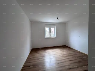 Stan u Puli, Centar, 205 m² vrt i terasa - 5