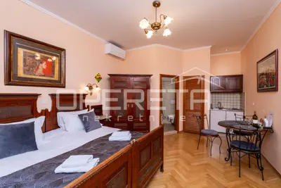 Haus 325 m², Dubrovnik Stari grad - touristische Apartments und Restaurant - 17