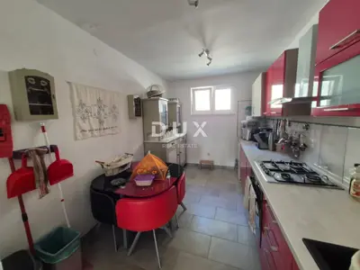 Kuća 145 m², Dramalj - blizu mora i 4 parkirna mjesta - 11