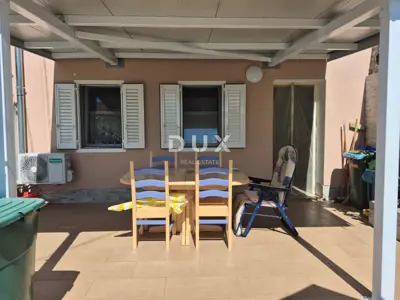 Kuća 145 m², Dramalj - blizu mora i 4 parkirna mjesta - 2