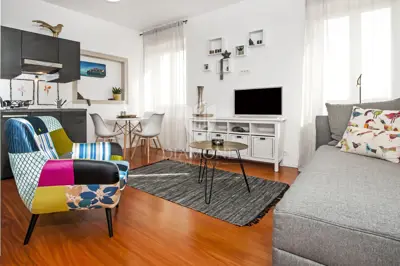 Rovinj, tri atraktivna apartmana u prvom redu do mora - 22