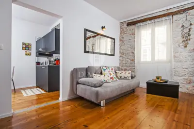 Rovinj, tri atraktivna apartmana u prvom redu do mora - 17
