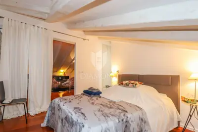Rovinj, tri atraktivna apartmana u prvom redu do mora - 10