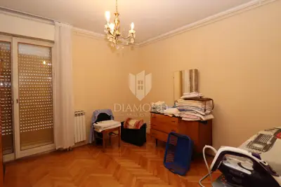Pula, house with commercial space and two apartments! - 5