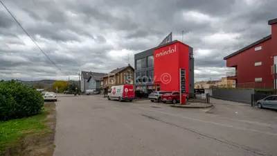 Poslovni objekt 680 m², Samobor Centar, odlična mikrolokacija