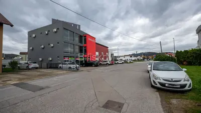 Commercial building 680 m², Samobor Center, excellent micro-location - 3