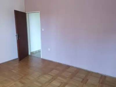 Kuća s velikom okućnicom u okolici, poreča! - 9