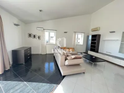 Penthouse 178 m², Novigrad - pogled na more i mirna lokacija - 9