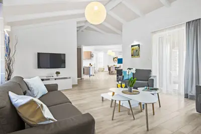 Haus zum Kauf in Medulin, 453 m² - 6