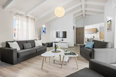 Haus zum Kauf in Medulin, 453 m² - 8