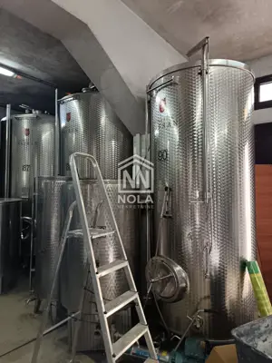 12 ha vineyard, Breznički Hum - complete equipment and building - 9