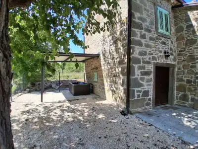 Stone house 89 m², Buzet - peaceful location surrounded by greenery - 3
