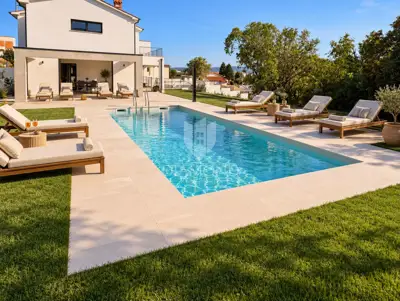 House 150 m², Labin - sea view and pool