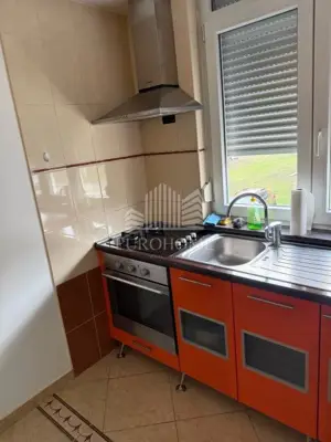 Stan 72 m², Sigečica - renoviran i spreman za useljenje - 7