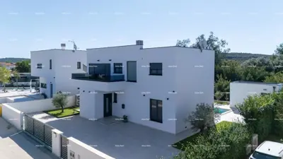Kuća u Banjolama, bazen 27 m² i uređena okućnica - 6