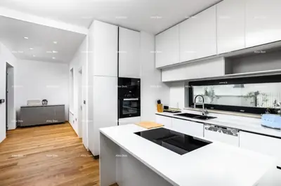 Kuća u Banjolama, bazen 27 m² i uređena okućnica - 17