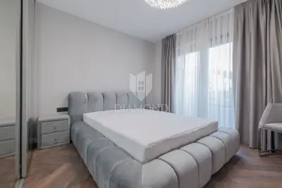 Apartment 119 m², Rovinj - elite zone and private yard - 15