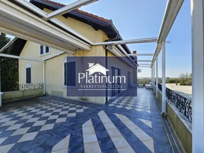 Gastgewerbeobjekt 325 m², Bale - Pool und Meerblick - 12