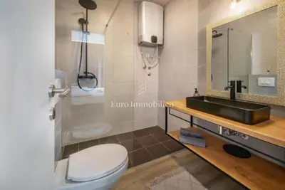 Kuća 170 m², Krk - moderna kuća s bazenom - 13