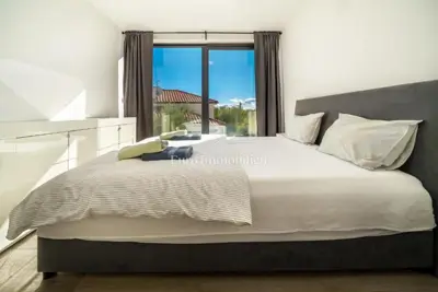 Kuća 170 m², Krk - moderna kuća s bazenom - 14