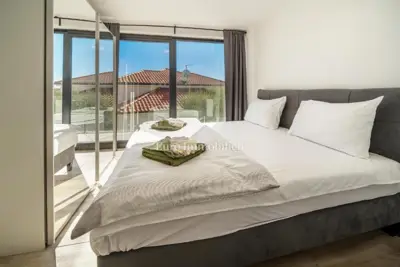 Kuća 170 m², Krk - moderna kuća s bazenom - 7