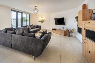 Kuća 170 m², Krk - moderna kuća s bazenom - 10