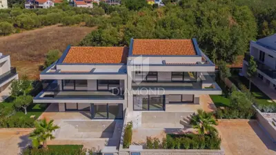 Vila 249 m², Lovrečica - 100 m od mora i bazen - 3