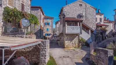 Row houses, Brtonigla, quiet street and proximity to the center - 3