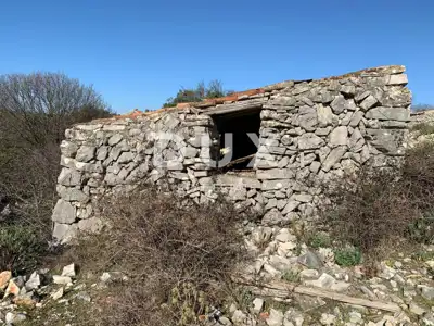 Landwirtschaftliches Grundstück, Belej auf Cres - ruhige Lage und Blick - 2