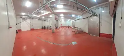Geschäftsgebäude 1 700 m², Donji Muć, Gewerbezone