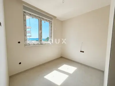 Apartment 107.1 m², Srima near Vodice - 70 m from the sea and beach - 14
