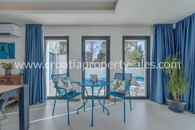 House, Brač, 150 m², 885 000 € - 10
