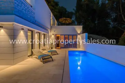 House, Brač, 150 m², 885 000 € - 2
