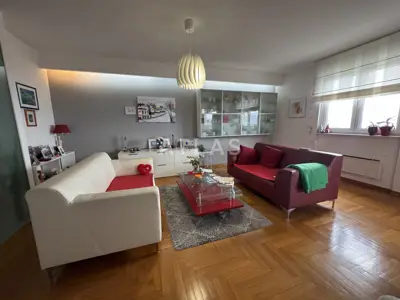 Kostrena - dugoročni najam
